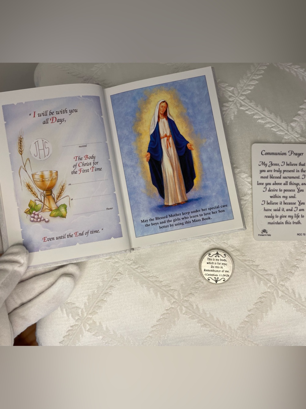 Holy Communion Gift Set For Girl - Picture 2 of 8